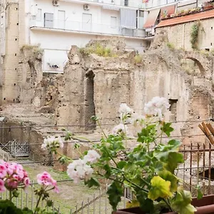bobbo-house-ii-la-finestra-sugli-scavi.hotels-amalfi.com/